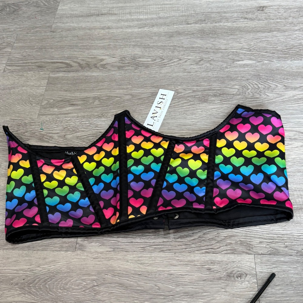 Lavish by‎ Daisy Corsets Rainbow Heart Print Lace Up Corset Top pride 5XL NEW